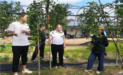向青云赴海南考察調(diào)研貴州省南繁科研育種基地